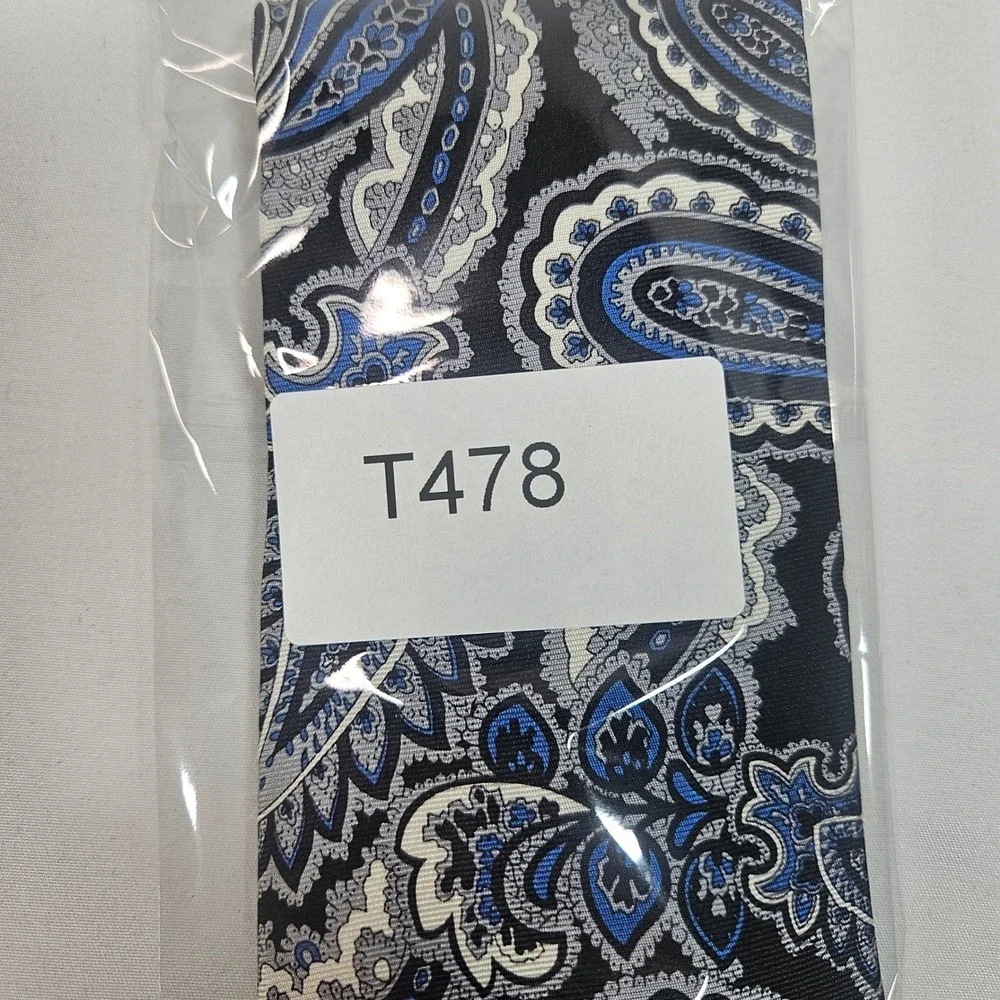 Crofts & Barrow Mens Paisley Silk Necktie Black Blue‎ Silver Formal Tie